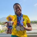 Vanessa e as medalhas dos Jogos. #Paratodosverem