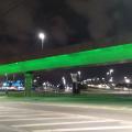 Viaduto em Santos se ilumina de verde e chama atenção para síndrome rara infantil