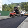 Mais uma via na Zona Noroeste de Santos começa a receber nova pavimentação