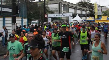 Com recorde de inscrições, Santista de Pedestrianismo retoma entrega de camisetas neste sábado