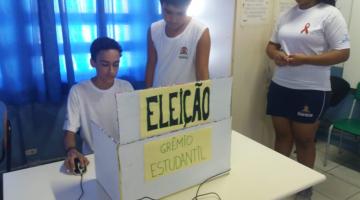 Alunos de escola da Área Continental de Santos elegem representantes do grêmio e Aluno Ouvidor