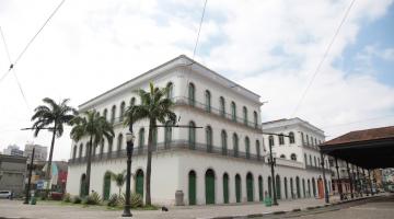 Universitários realizarão atividades recreativas na frente do Museu Pelé, em Santos