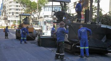 Trecho de via turística de Santos é pavimentado