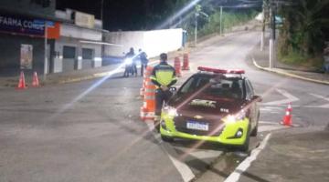 agente da cet aborda motociclista. #paratodosverem 