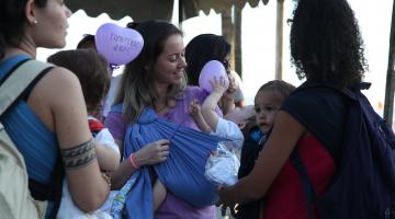 Praça do Sesc terá Hora do Mamaço neste sábado