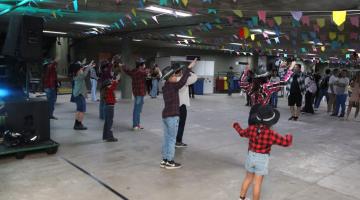 pessoas dançando #paratodosbverem