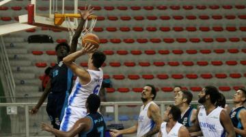 Com placar centenário, Memorial/Fupes vence mais uma partida no basquete