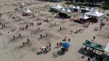 arena de bech tennis na praia do Gonzaga. #Paratodosverem