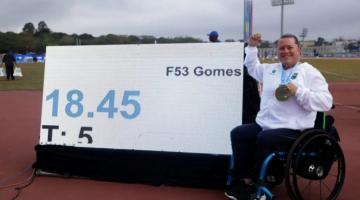 Santista Beth Gomes bate recorde mundial no lançamento de disco na reta final rumo a Paris