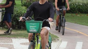 ciclistas na ciclovia #paratodosverem