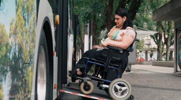 A servidora de Santos, Bruna Fernandes. #Paratodosverem