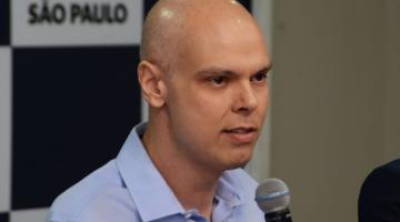 Bruno Covas fala em entrevista coletiva na Prefeitura de São Paulo. #paracegover