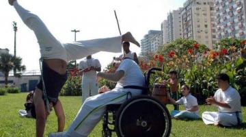 Roda de capoeira inclusiva. #Paratodosverem