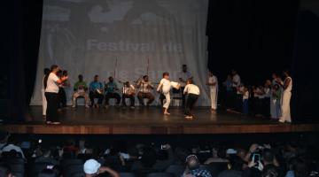 Festival de Capoeira inicia com apresentações no Guarany
