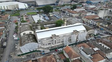 vista aérea do mercado municipal em obras. #paratodosverem
