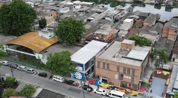 Vila Gilda em Santos ganhará quadra de futebol com gramado sintético 