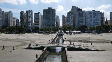 Orla de Santos terá novas rampas de acesso à praia e ampliação de passarelas