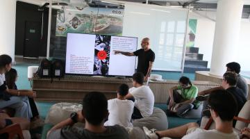 Jovens aprendem sobre o universo do audiovisual em iniciativa inclusiva no Parque Tecnológico de Santos
