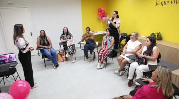 Encontro com mulheres sobre empreendedorismo. #Paratodosverem
