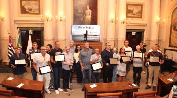 Homenageados no Dia do Surfista em Santos. #Paratodosverem