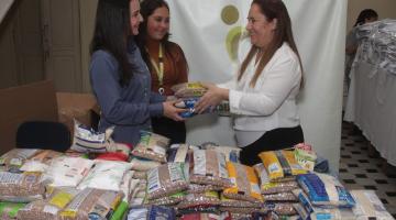 Empresa do setor portuário doa alimentos, roupas e produtos de higiene pessoal ao Fundo Social de Santos