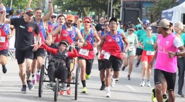 Atleta pcd na corrida. #Paratodosverem