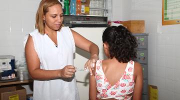 Em uma semana, Santos aplicou quase 300 doses contra HPV e meningite C