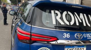 traseira de um carro parado #paratodosverem