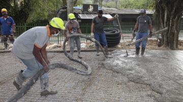 Reservatório e playground de ponto turístico em Santos são concretados