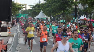 atletas correndo em prova #paratodosverem