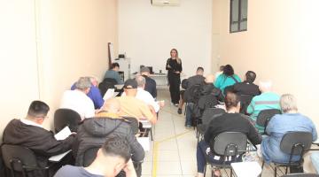 Taxistas de Santos aprendem Inglês para atender melhor clientes estrangeiros
