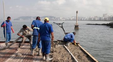 Concretagem do Deck do Pescador é finalizada 