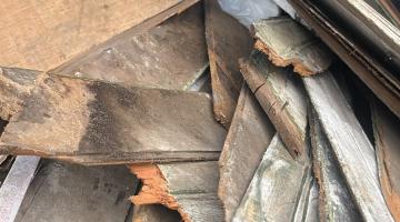 materiais descartados irregularmente #paratodosverem