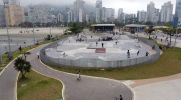 vista geral do novo quebra-mar com pista de corrida. #paratodosverem