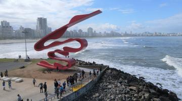 Feriado de Nossa Senhora Aparecida deve atrair até 364,5 mil turistas a Santos