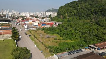 visão aérea do terreno #paratodosverem 