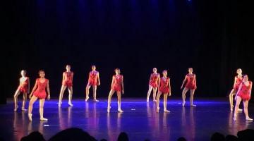 Bailarinos da Escola Livre de Dança conquistam prêmios em Sorocaba