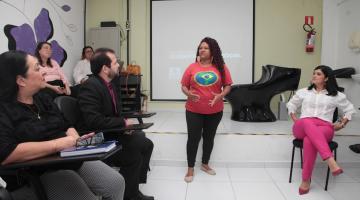 Desafios da assistência social na região são debatidos em Santos