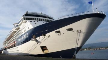 Navio com 2 mil turistas estrangeiros em trânsito chega nesta quinta