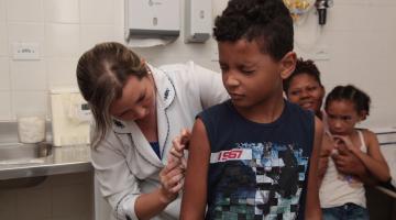 Mais de 600 pessoas vacinadas contra a febre amarela neste sábado 