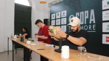 baristas preparando café #paratodosverem 