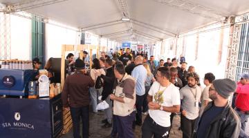 Público lota atrações no primeiro dia do Festival Santos Café
