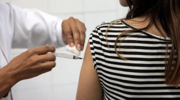Santos supera a meta e encerra campanha de vacinação contra a gripe