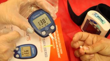 Campanha contra diabetes realiza atendimento gratuito em Santos