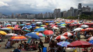 Feriado movimenta rede hoteleira e equipamentos de turismo em Santos