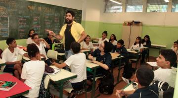 Alunos participam do Setembro Amarelo com diálogo e frases motivacionais