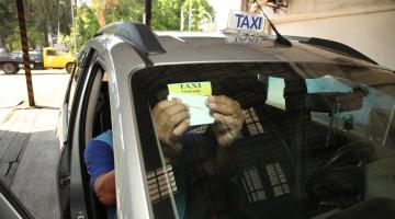 Taxistas devem providenciar vistoria anual na CET-Santos