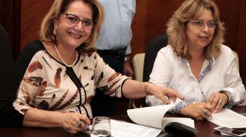 A presidente do Mensageiros da Luz, Edna Daguer e a diretora da Sociedade São Vicente de Paulo, Elaine Lourenço. #Pra