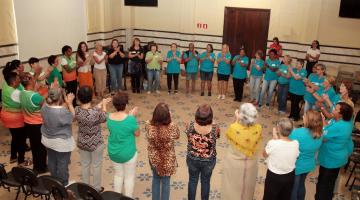 Mês da mulher: idosas têm conversa inspiradora sobre empoderamento e felicidade em Santos
