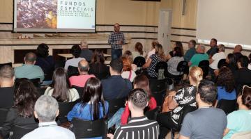 servidores assistem a palestra no auditório #paratodosverem